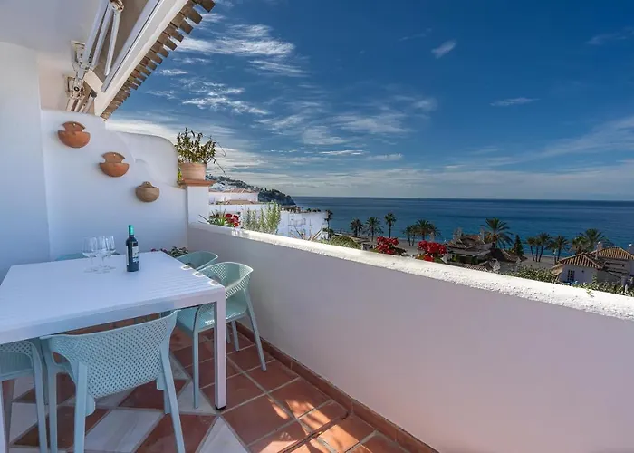 Real View Front Apartment